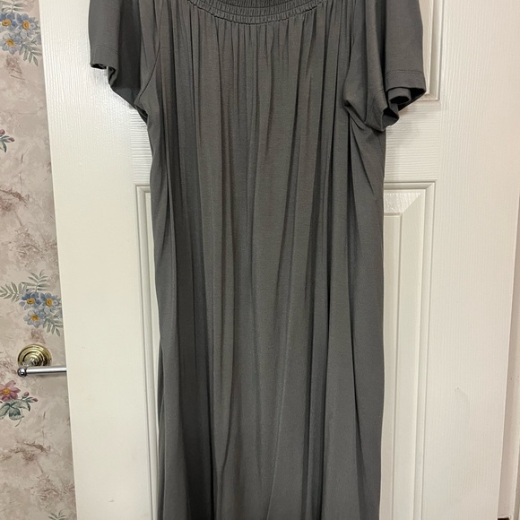 Army Green Off The Shoulder Women's Dress - Picture 1 of 3